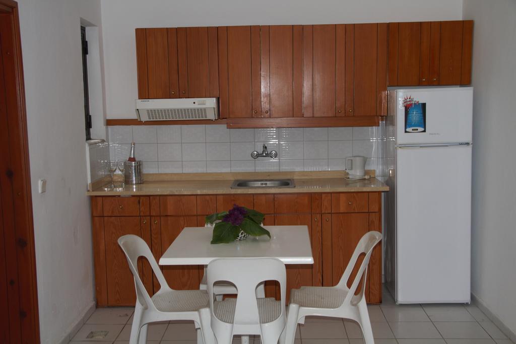 Mimosa Apart Hotel Гюмбет Стая снимка