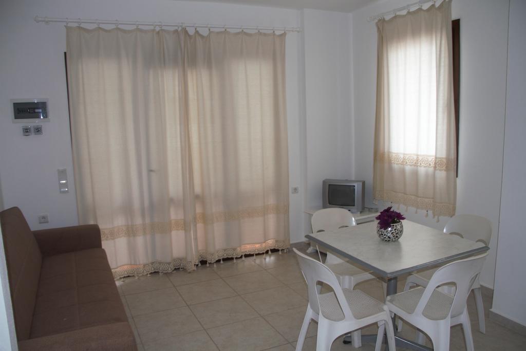 Mimosa Apart Hotel Гюмбет Стая снимка